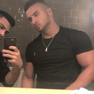 Meet your Posher, Brett